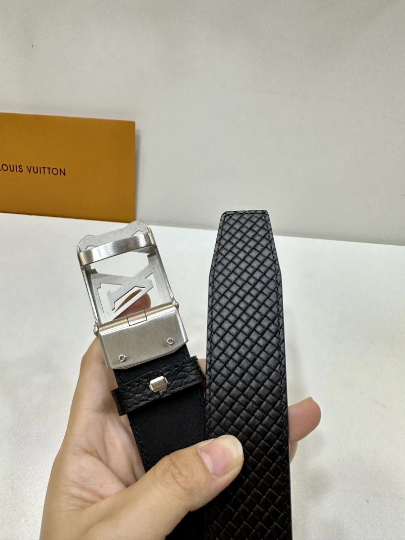 Lxxis Vxxtton Belts Functional 246388