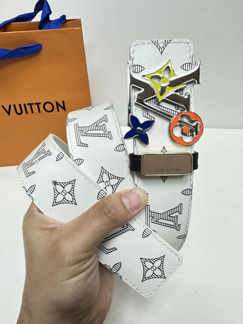 Compact Lxxis Vxxtton Belts 246371