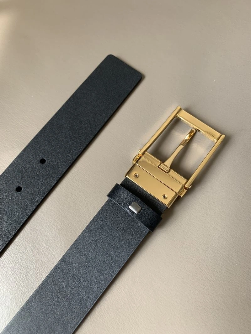 Bxrbxrry Belts WellDesigned 240820