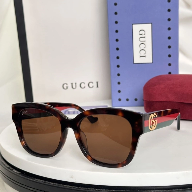 Gxccx Sunglasses UrbanStyle 252415