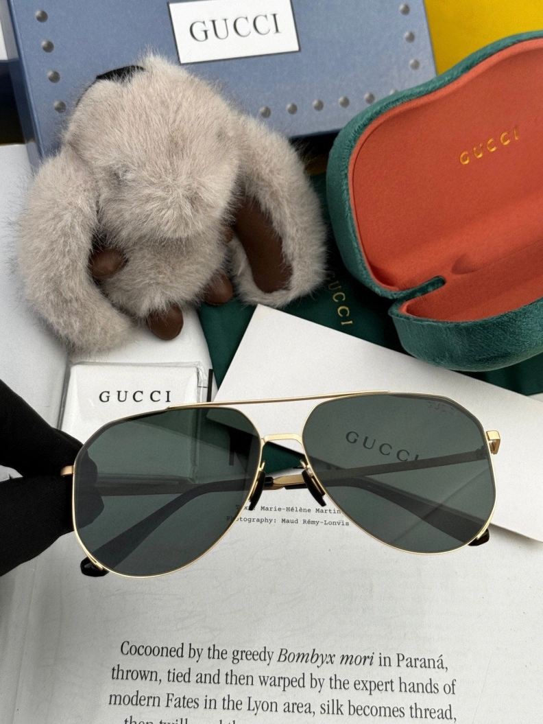 Resilient Gxccx Sunglasses 252410