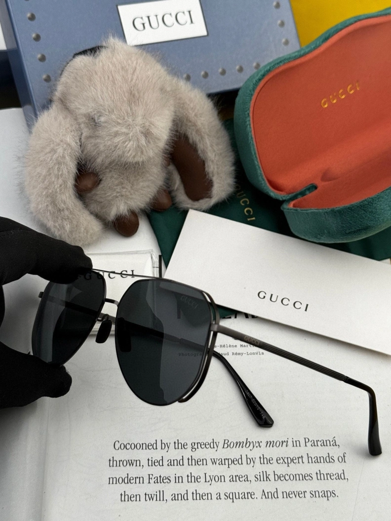 Resilient Gxccx Sunglasses 252410
