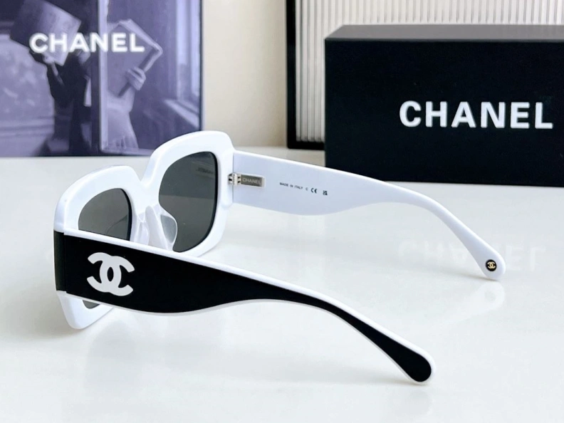 Bright Chxnxl Sunglasses 251139