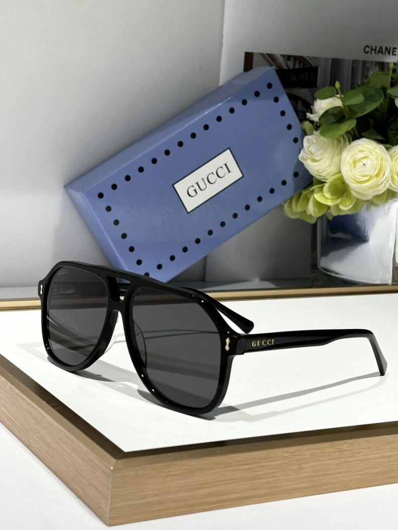 Gxccx Sunglasses Resilient 252400