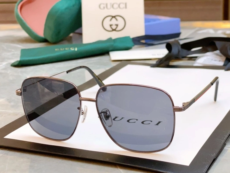 Trendy Gxccx Sunglasses 252392