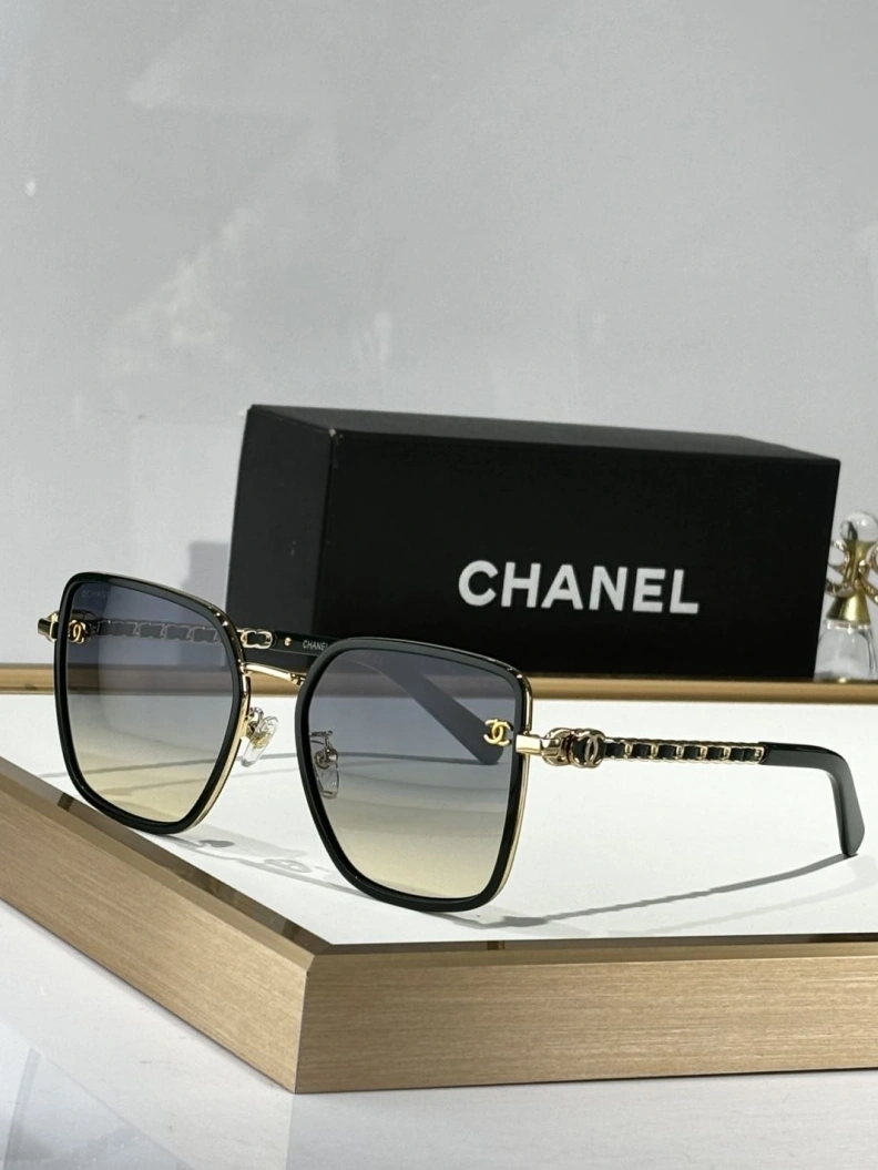 Modern Chxnxl Sunglasses 251128