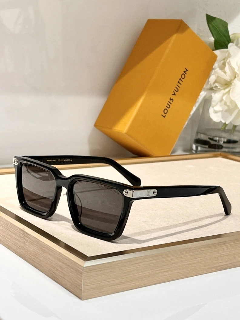 EasyMatch Othxr Sunglasses 254580