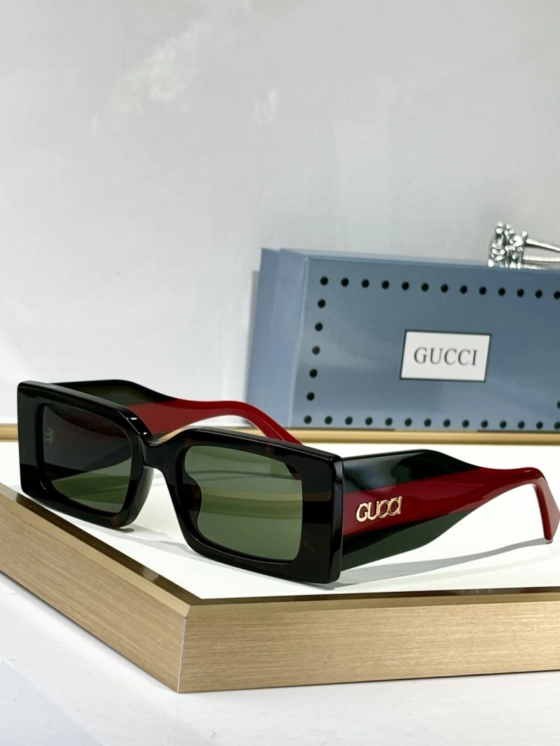 Resilient Gxccx Sunglasses 252375