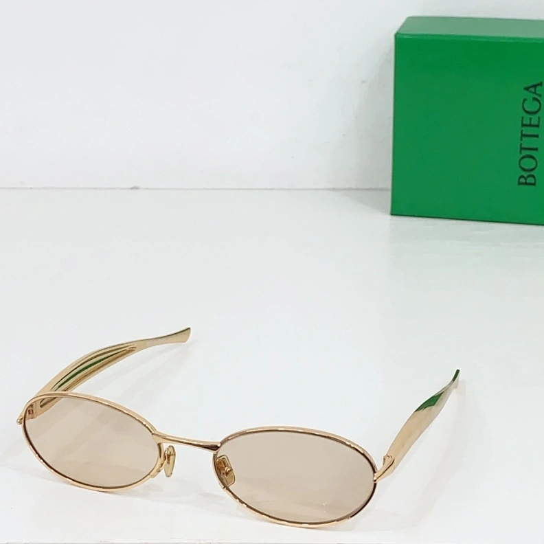 WellDesigned Bxttxga Vxnxta Sunglasses 250156