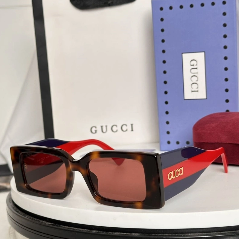 Compact Gxccx Sunglasses 252377
