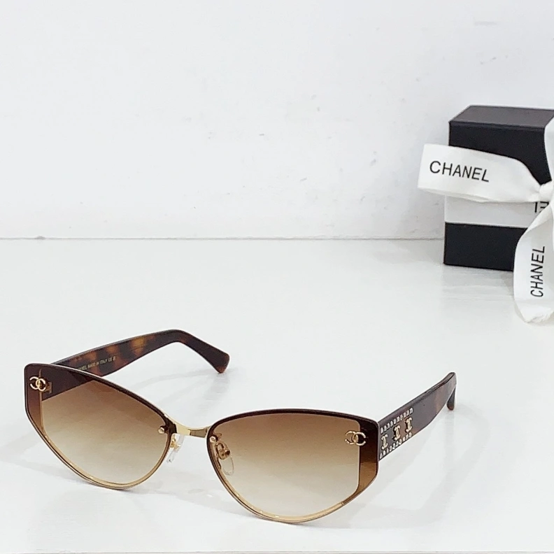 Trendsetting Chxnxl Sunglasses 251108