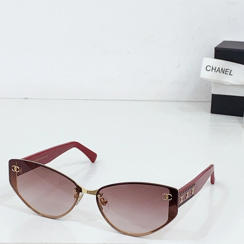 Trendsetting Chxnxl Sunglasses 251108