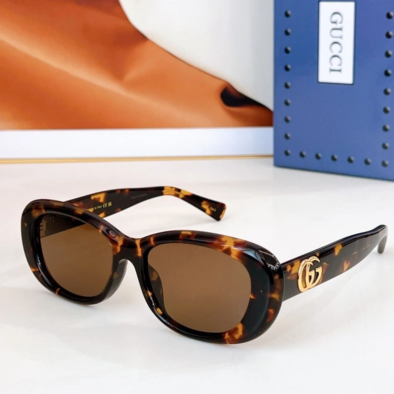 Gxccx Sunglasses Resilient 252353