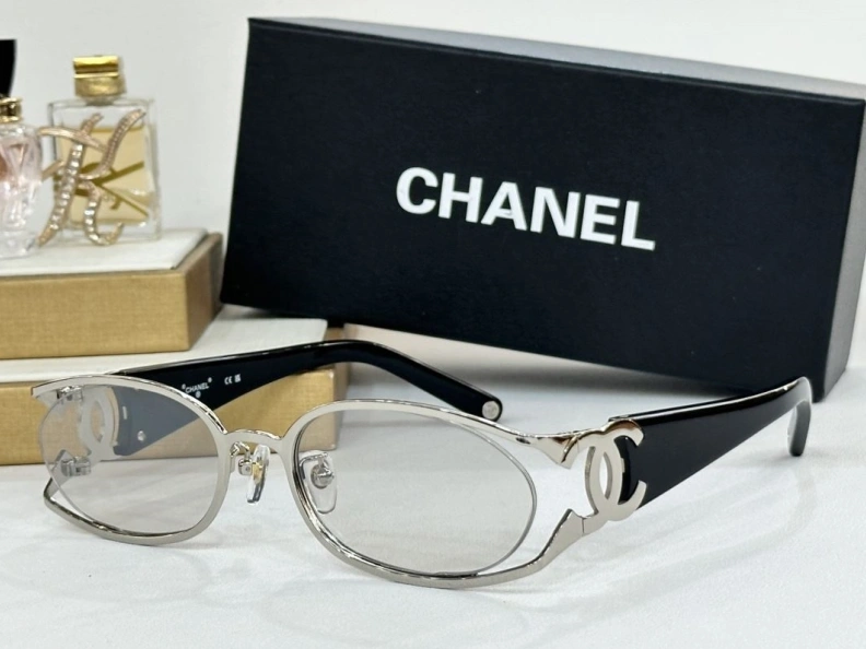 Unique Chxnxl Sunglasses 251113