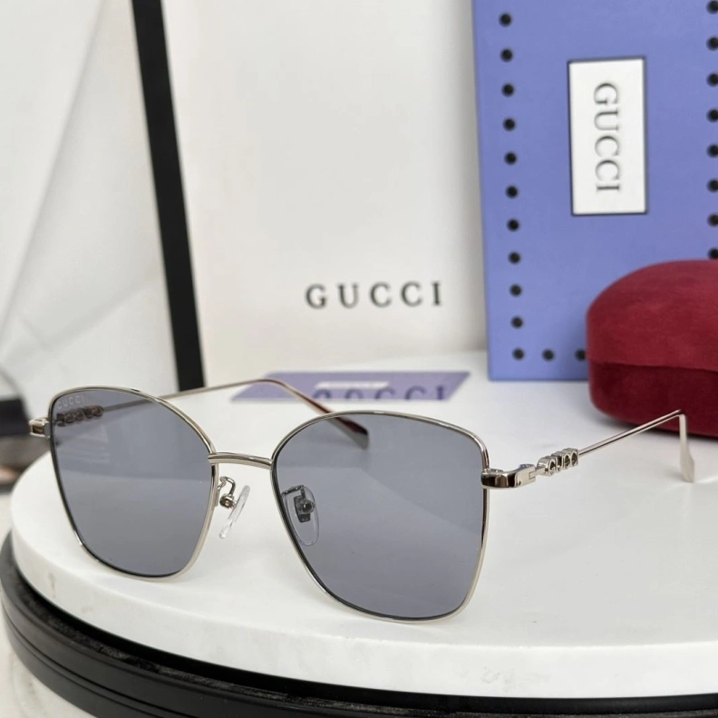 Gxccx Sunglasses Vibrant 252352