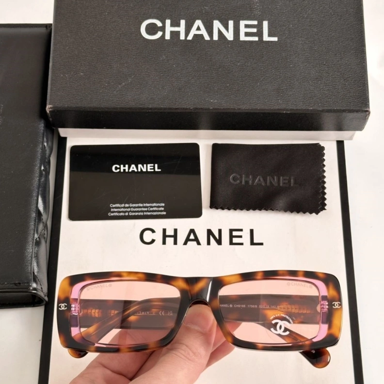 Practical Chxnxl Sunglasses 251092