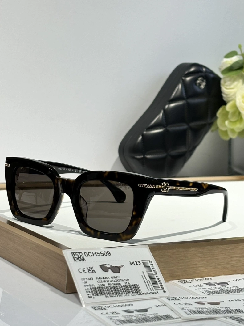 Othxr Sunglasses Bold 254516