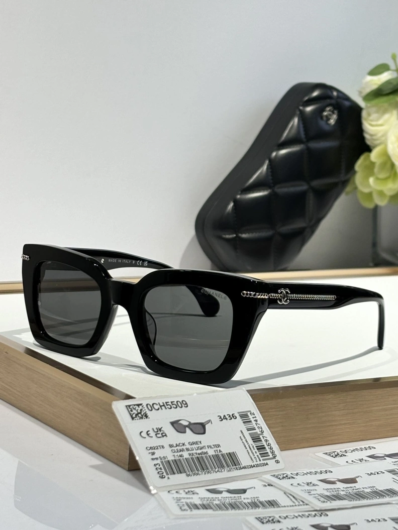 Othxr Sunglasses Bold 254516