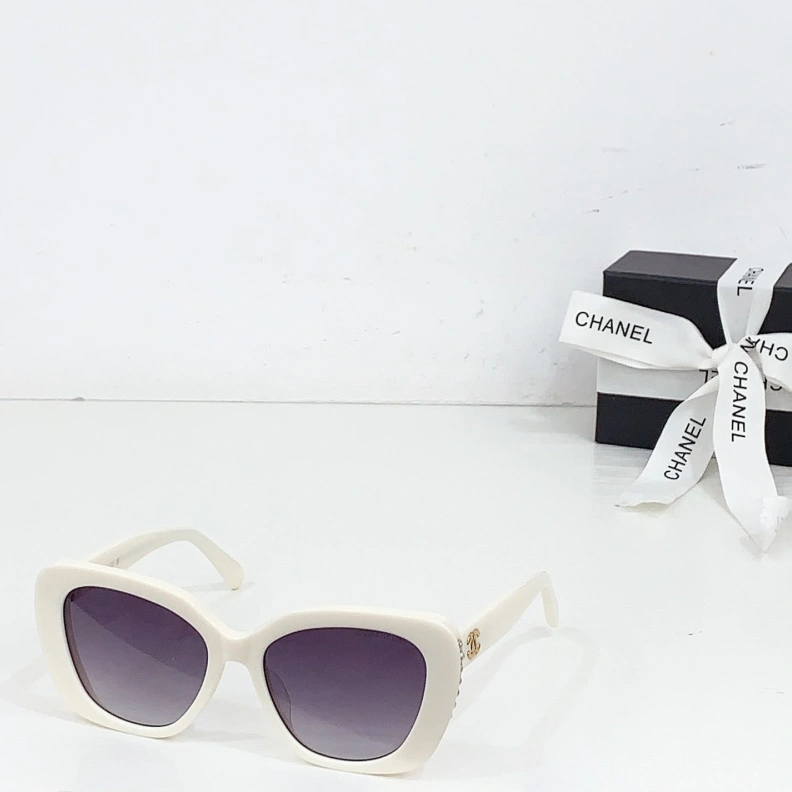 Vibrant Chxnxl Sunglasses 251084