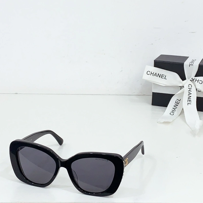 Vibrant Chxnxl Sunglasses 251084