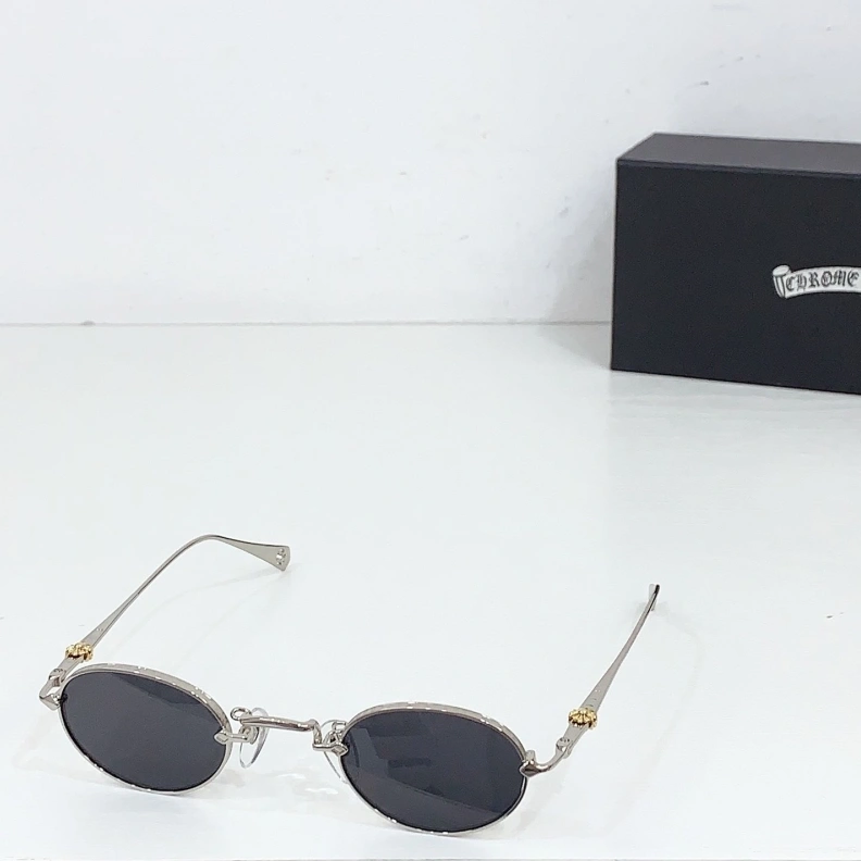 Vibrant Chrxmx Hxxrts Sunglasses 251291