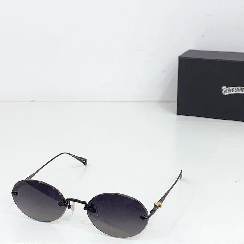 Durable Chrxmx Hxxrts Sunglasses 251292