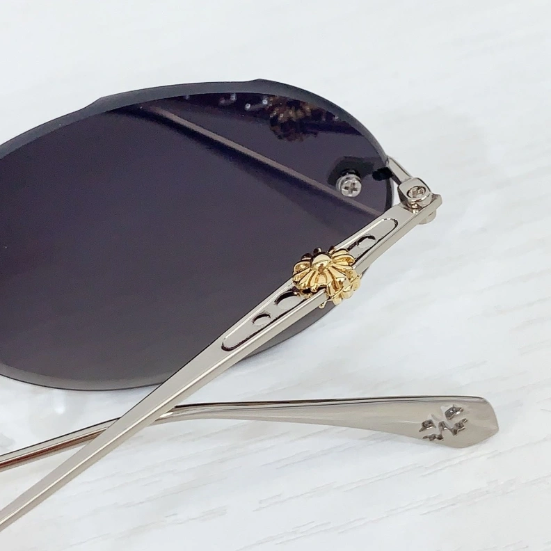 Durable Chrxmx Hxxrts Sunglasses 251292