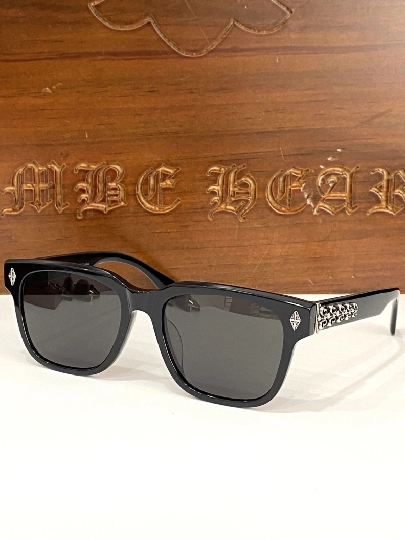 Chrxmx Hxxrts Sunglasses Practical 251307