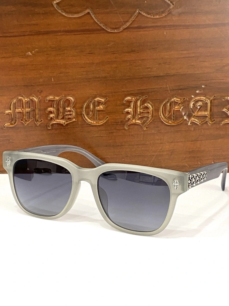 Chrxmx Hxxrts Sunglasses Practical 251307