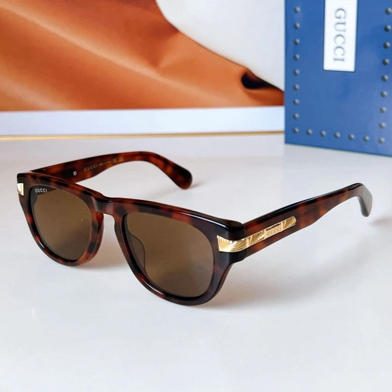 Gxccx Sunglasses Bold 252331