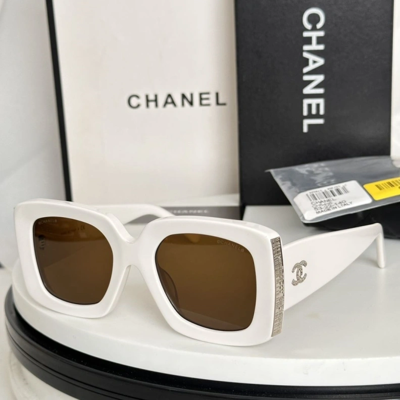 Cozy Chxnxl Sunglasses 251076