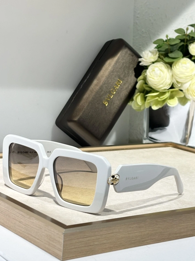 Vibrant Bxttxga Vxnxta Sunglasses 250126