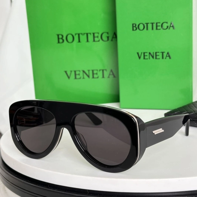 Bxttxga Vxnxta Sunglasses Vibrant 250135