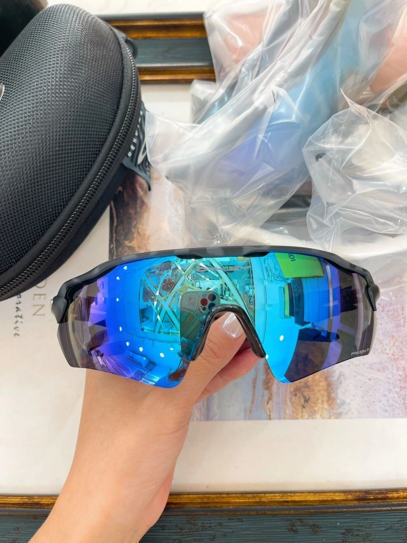 Othxr Sunglasses Sophisticated 254479