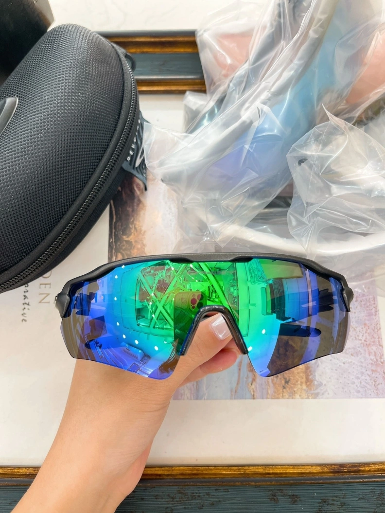 Othxr Sunglasses Sophisticated 254479