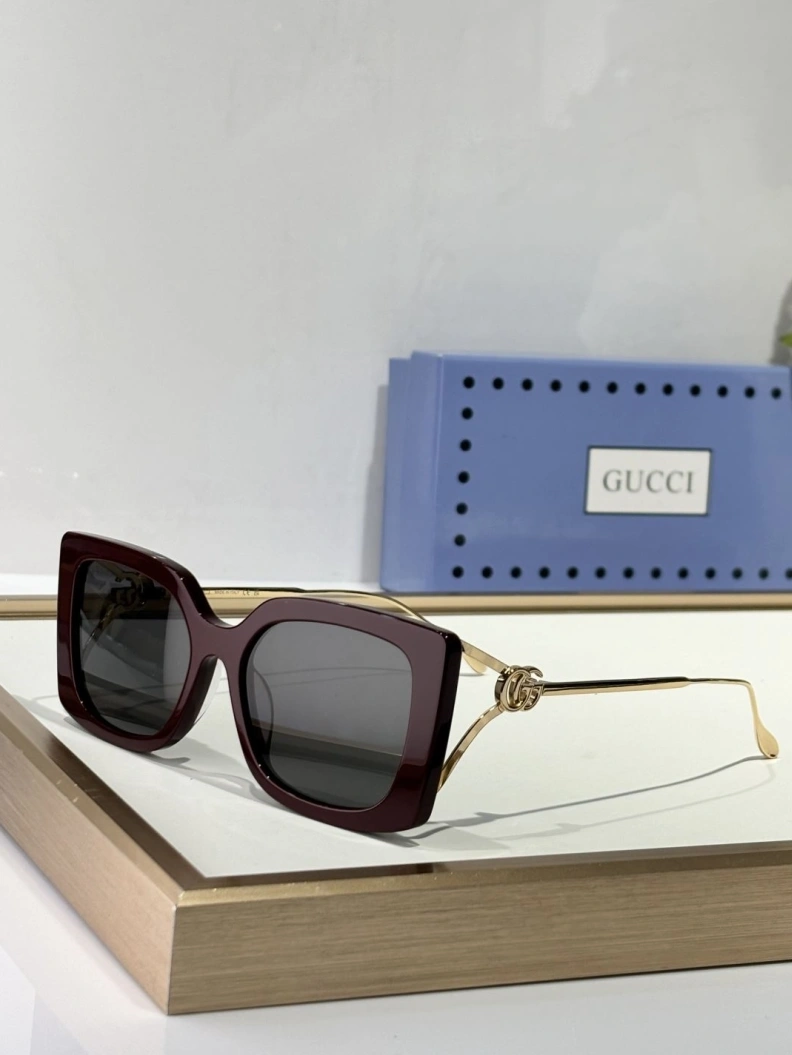 Gxccx Sunglasses Refined 252308