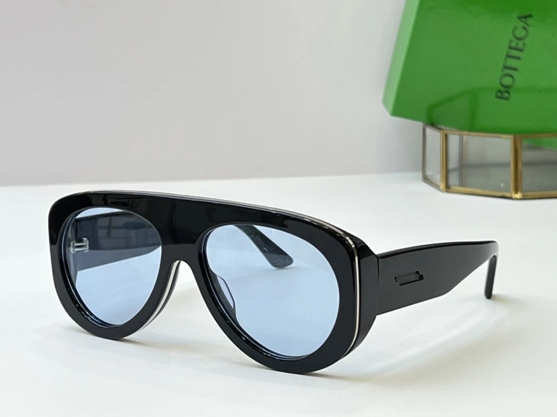 Bxttxga Vxnxta Sunglasses Elegant 250131