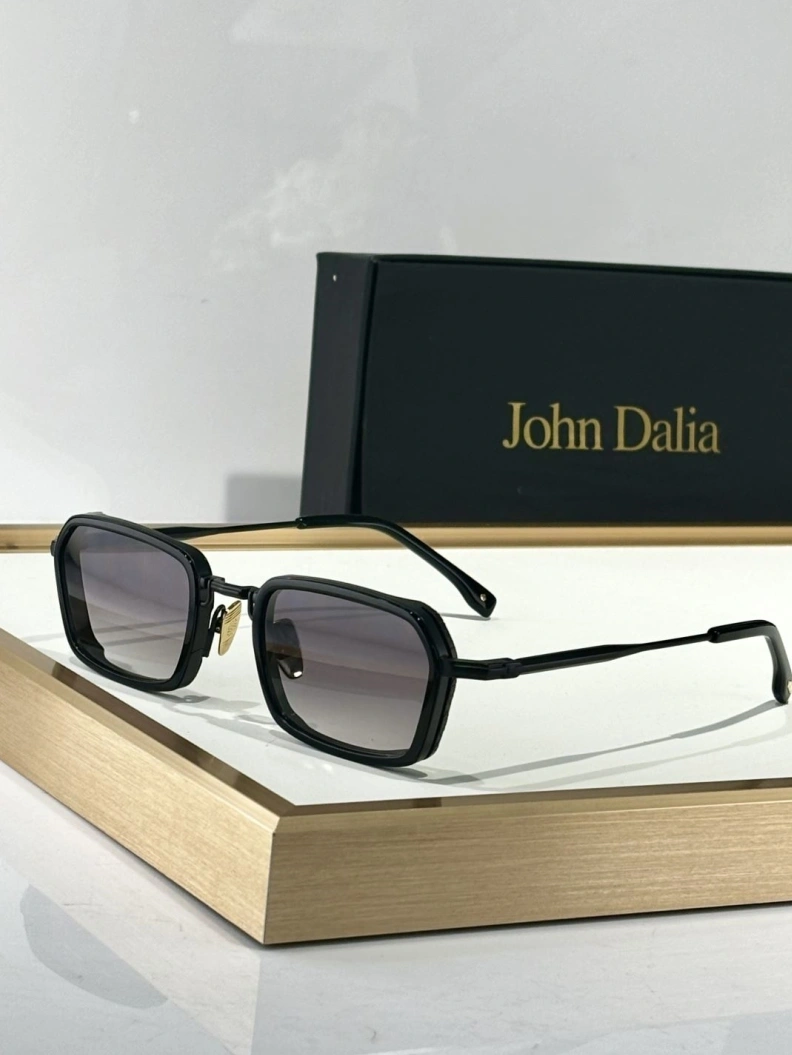 Othxr Sunglasses WellDesigned 254452