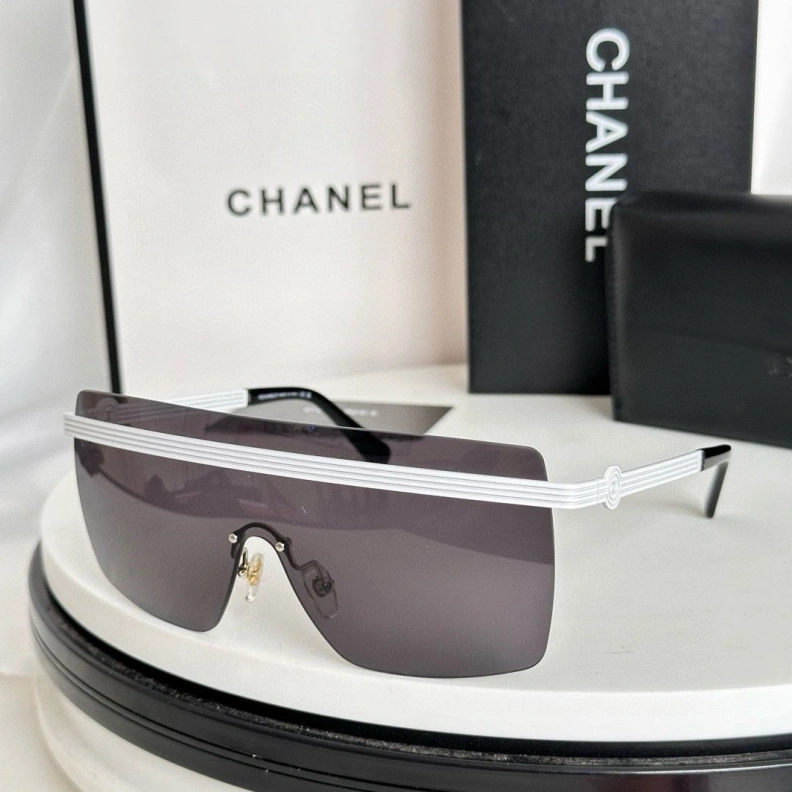 Vibrant Chxnxl Sunglasses 251025