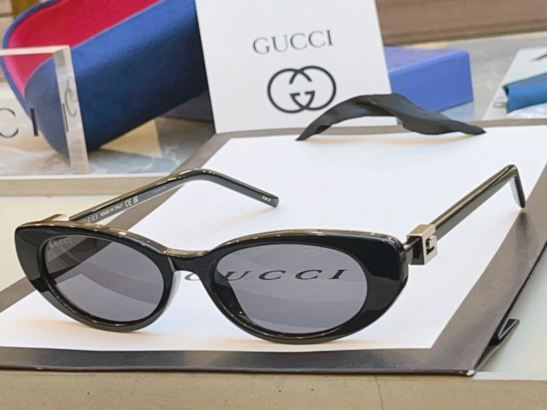 Stylish Gxccx Sunglasses 252274