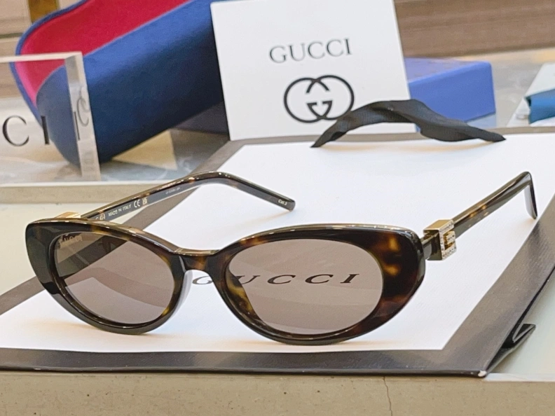 Stylish Gxccx Sunglasses 252274
