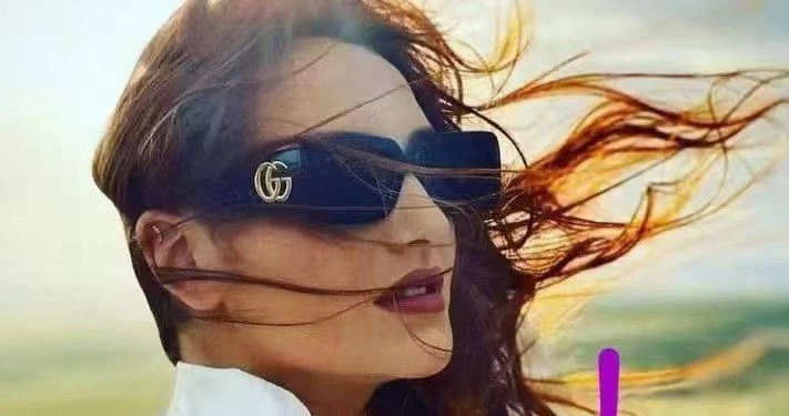 Gxccx Sunglasses Vibrant 252267