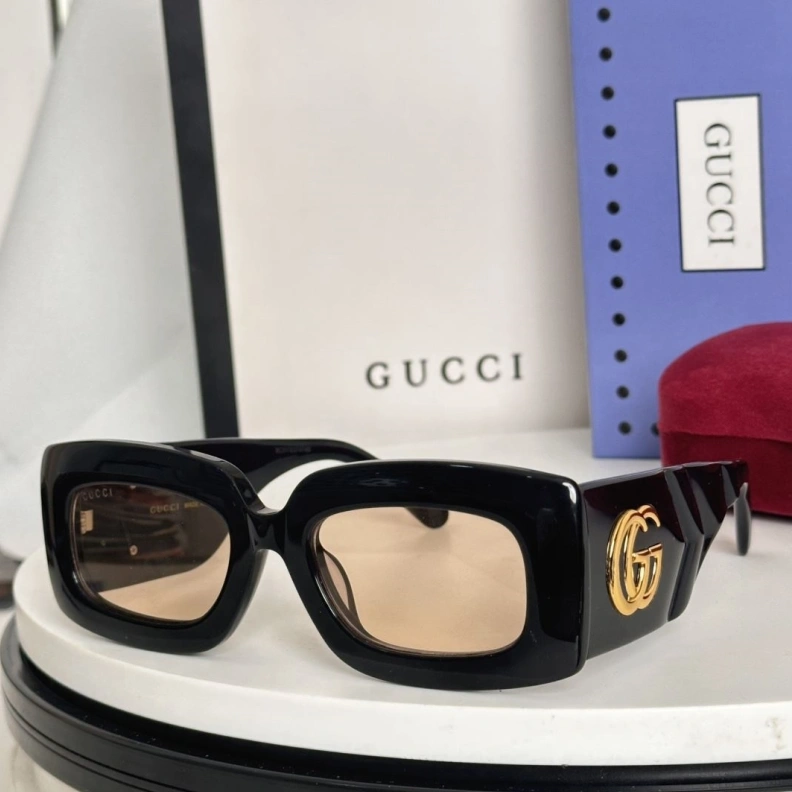 Gxccx Sunglasses Vibrant 252267