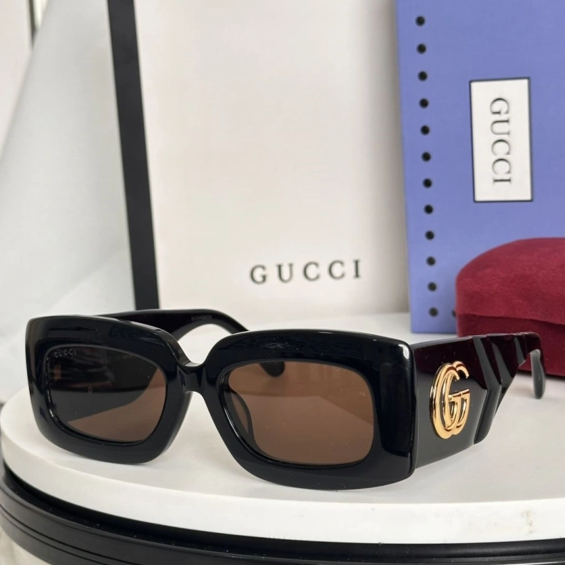 Gxccx Sunglasses Vibrant 252267