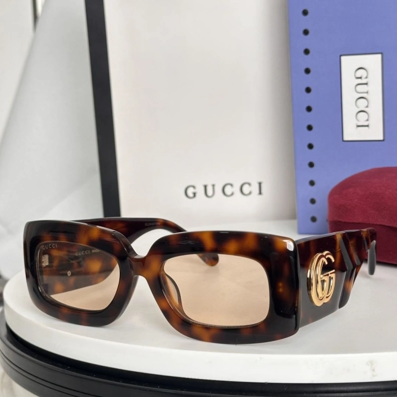 Gxccx Sunglasses Vibrant 252267