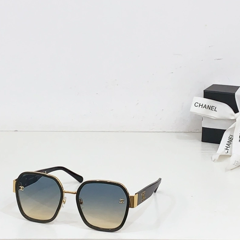 Bright Chxnxl Sunglasses 251020