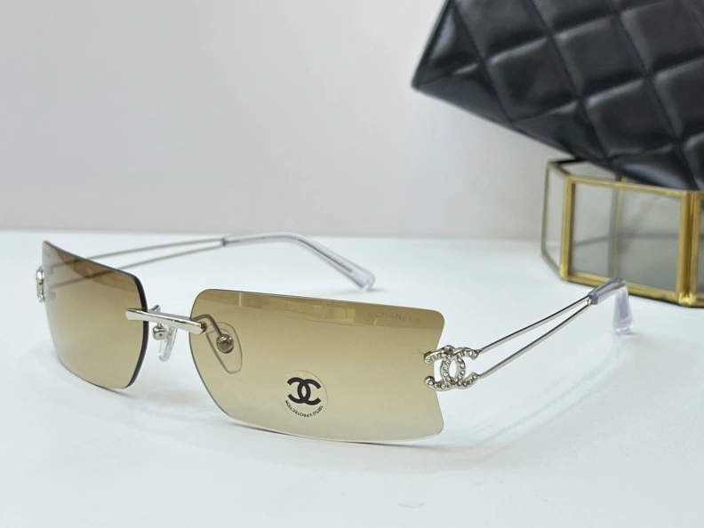 Lightweight Chxnxl Sunglasses 251005