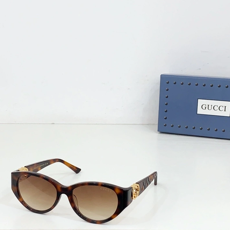 Gxccx Sunglasses Trendy 252249