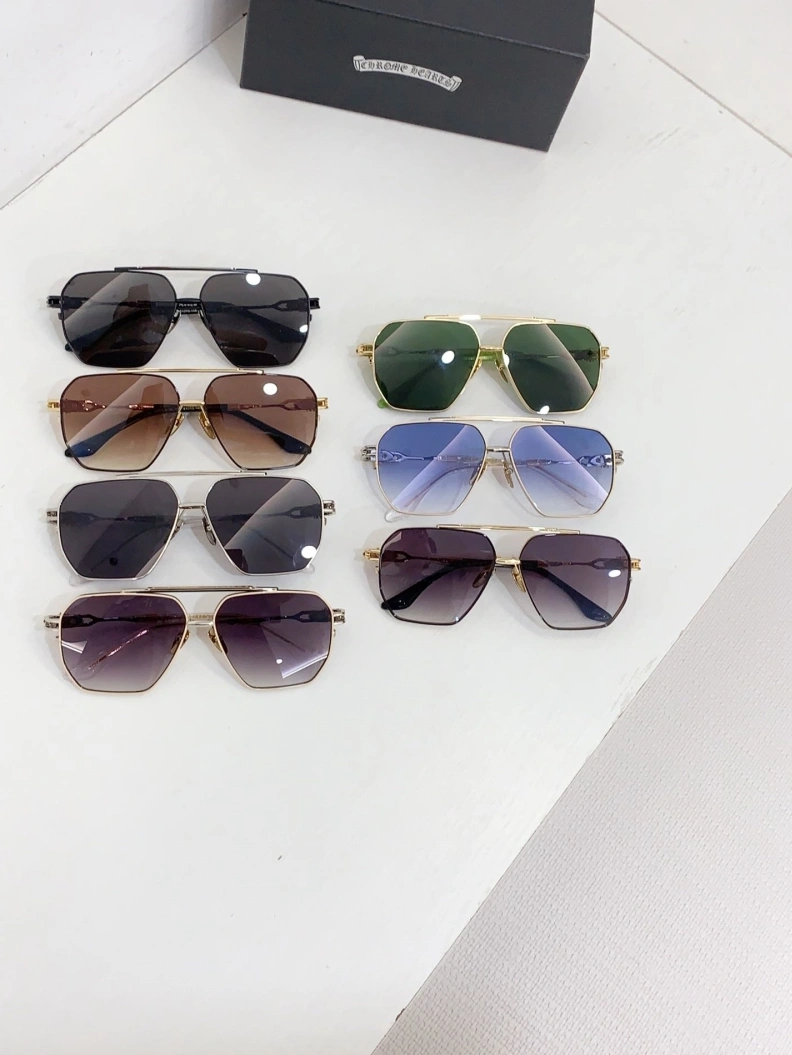 Chrxmx Hxxrts Sunglasses ModernLook 251297