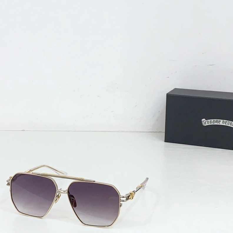 Chrxmx Hxxrts Sunglasses ModernLook 251297